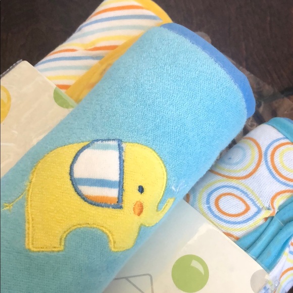 baby gear hooded towels